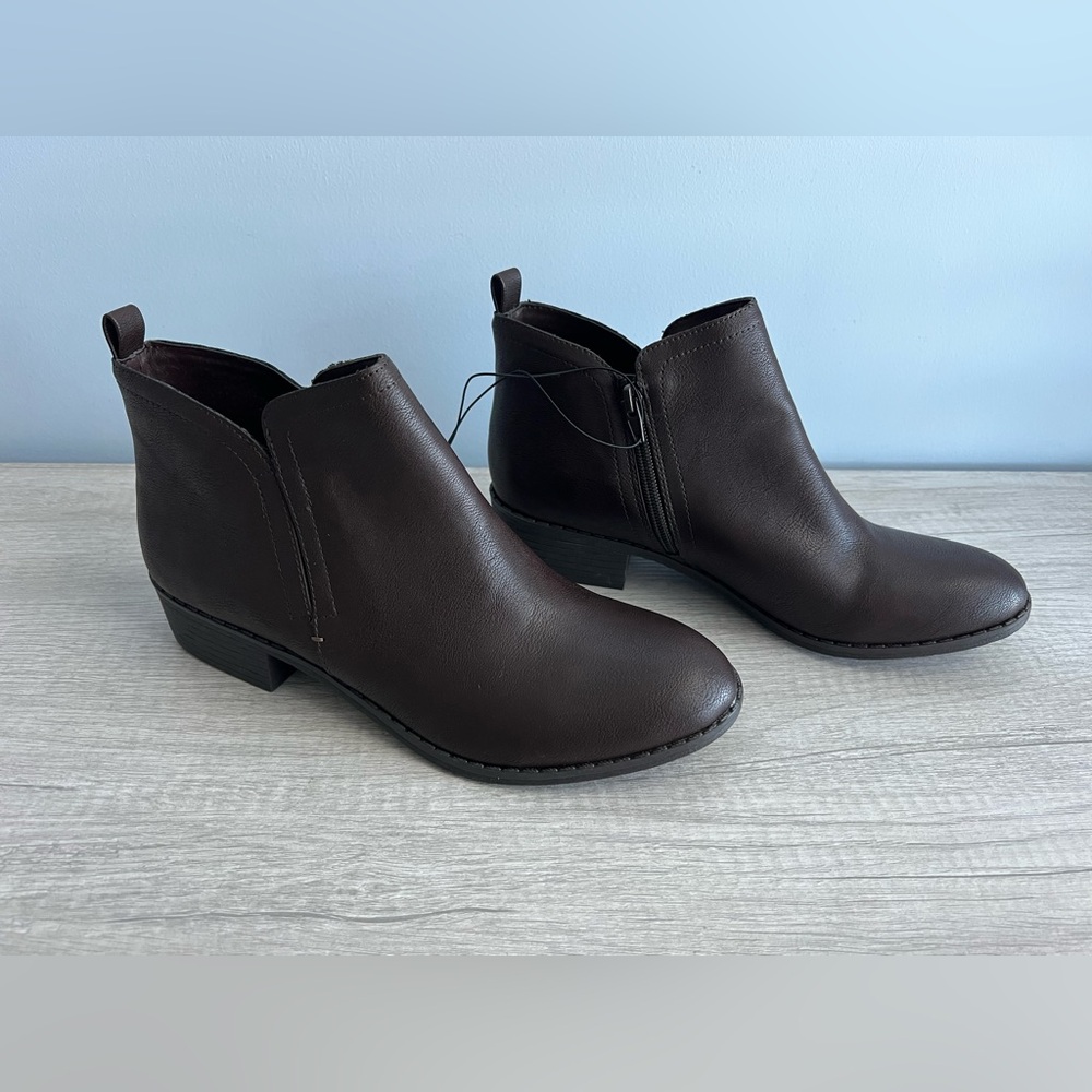 Sun + Stone Cadee Ankle Booties Size 10.5